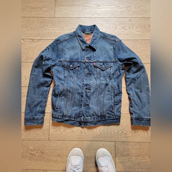 Levi's Other - Levi's Trucker Jacket